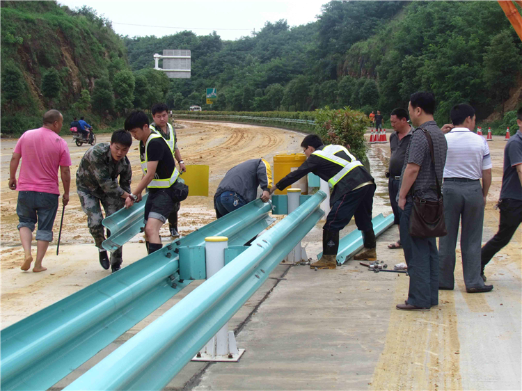 江西公路波形護欄工程項目